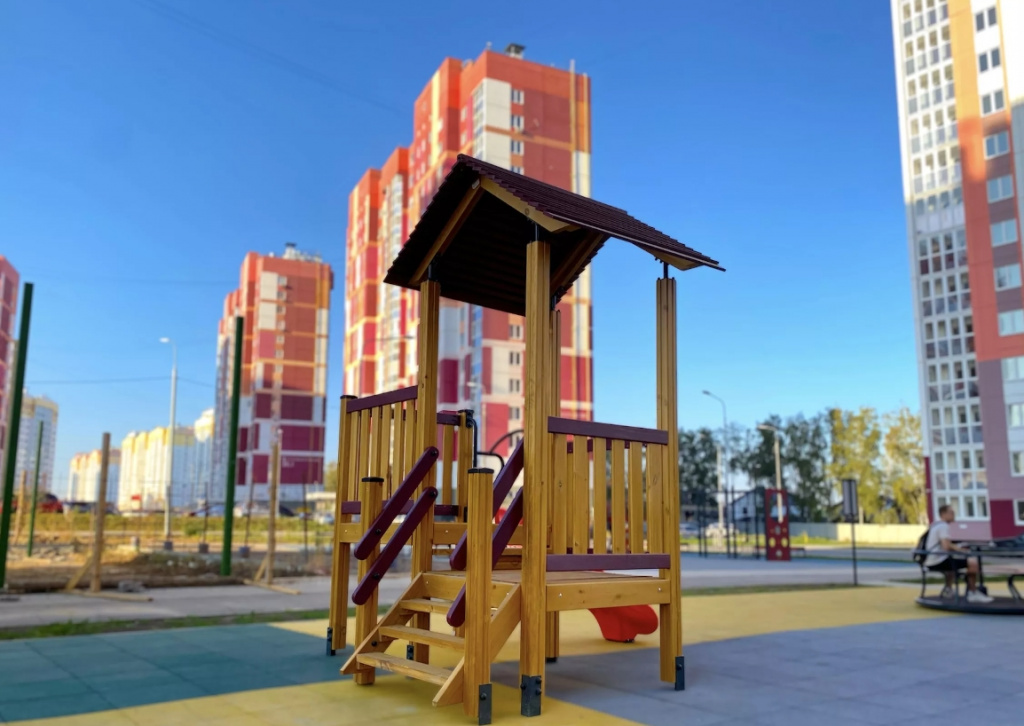 Детский домик деревянный для детской площадки